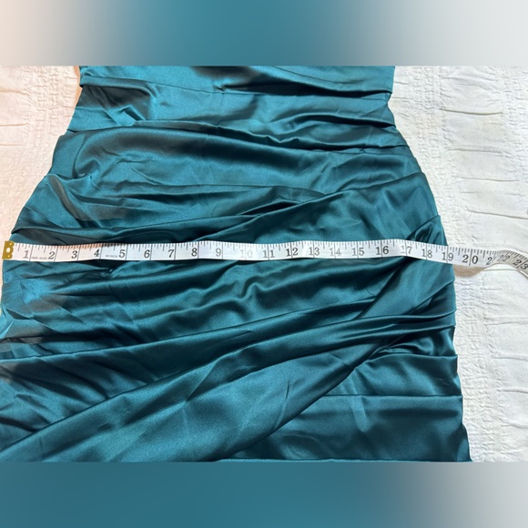 NWT Teal Ruched Satin Sweetheart Strapless Dress - Picture 5 of 7